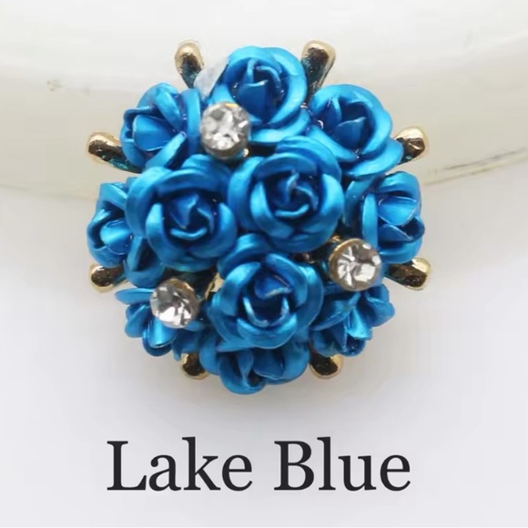 Elegant Blue Floral Earrings - Picture 2 of 4